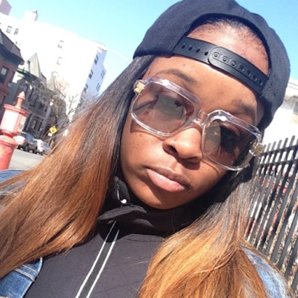 Meet your Posher, Daisha